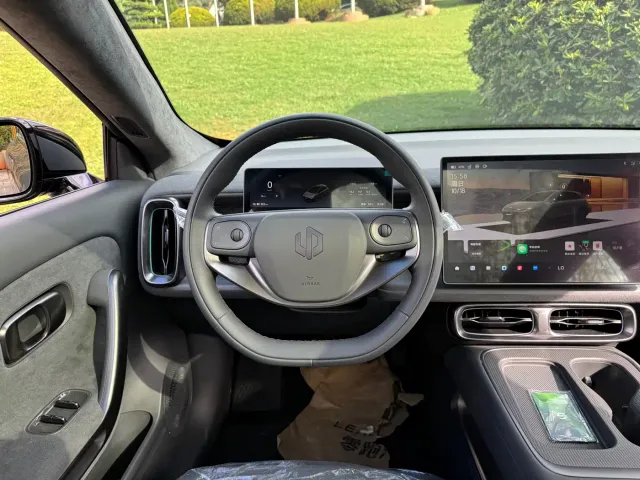 Leapmotor Lafa 5 — Фото автомобиля 19