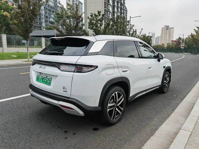 BYD Song L DM-i — Фото автомобиля 6