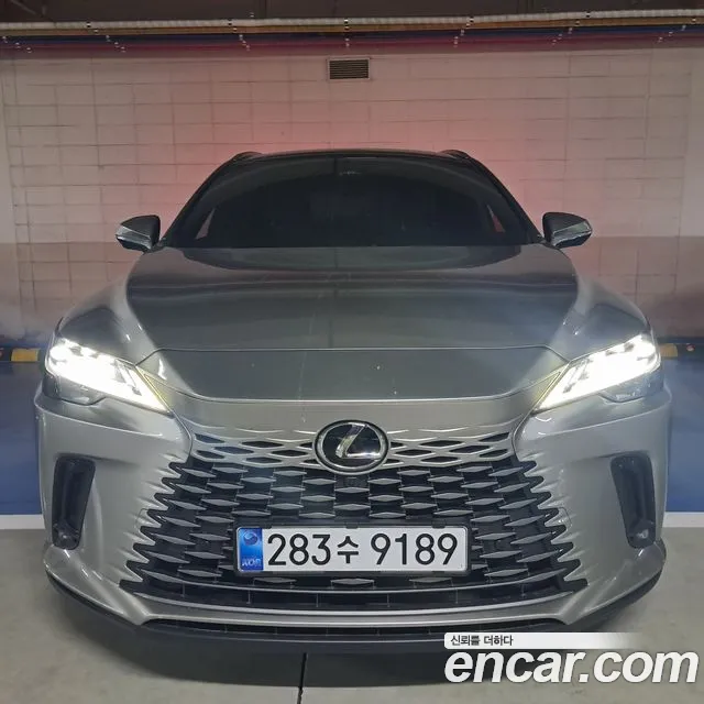 Фотография автомобиля — Lexus RX RX450h+ 5th Gen