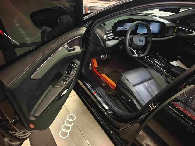 Audi A6L — Фото автомобиля 3