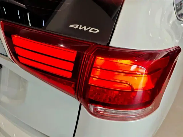 Mitsubishi Outlander — Фото автомобиля 8