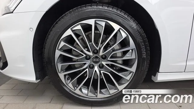 Audi A6 45 TFSI quattro Premium — Фото автомобиля 5