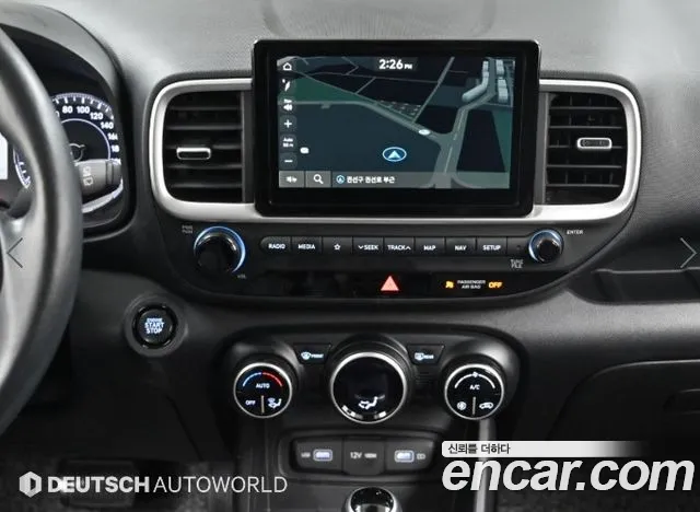 Hyundai Venue — Фото автомобиля 14