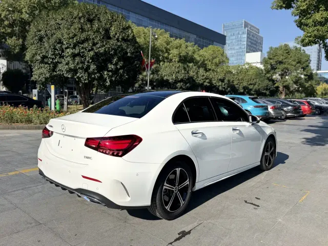 Mercedes-Benz A-Class — Фото автомобиля 6