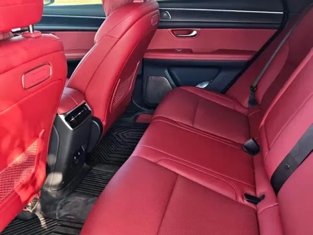 Aito M5 — Фото автомобиля 5