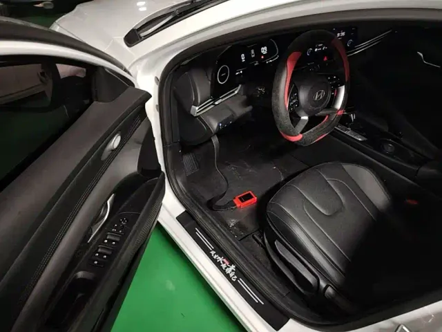 Hyundai Elantra — Фото автомобиля 15