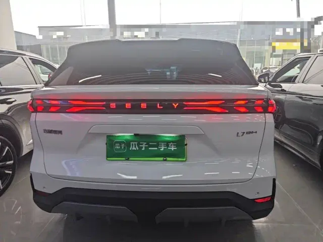 Geely Galaxy L7 — Фото автомобиля 5