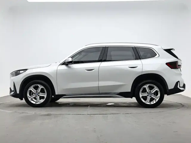 BMW X1 — Фото автомобиля 6