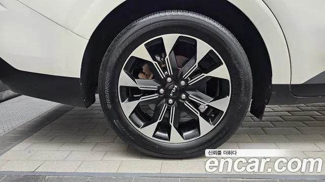 Kia Canival Carnival 4 поколение Бензин 9 мест Prestige — Фото автомобиля 4