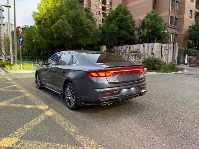 Geely Xingrui — Фото автомобиля 11