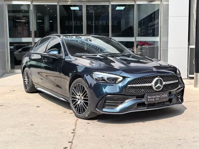Mercedes-Benz C-Class — Фото автомобиля 4