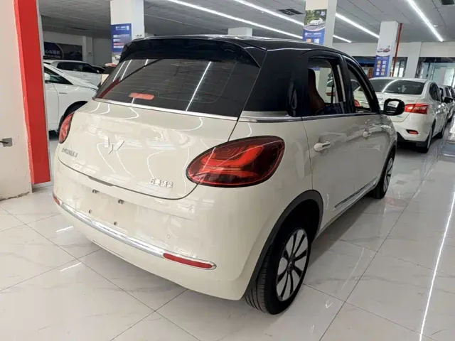 Wuling Bingo — Фото автомобиля 6
