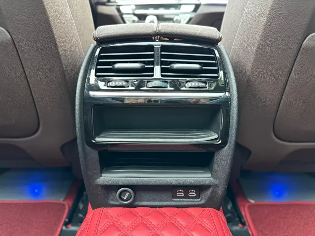 BMW 5 Series — Фото автомобиля 20