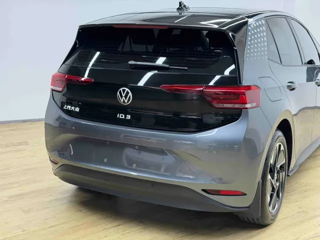 Volkswagen ID.3 — Фото автомобиля 27