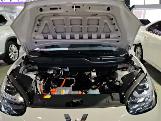 Wuling Bingo — Фото автомобиля 19