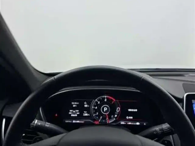 Cadillac CT5 — Фото автомобиля 11