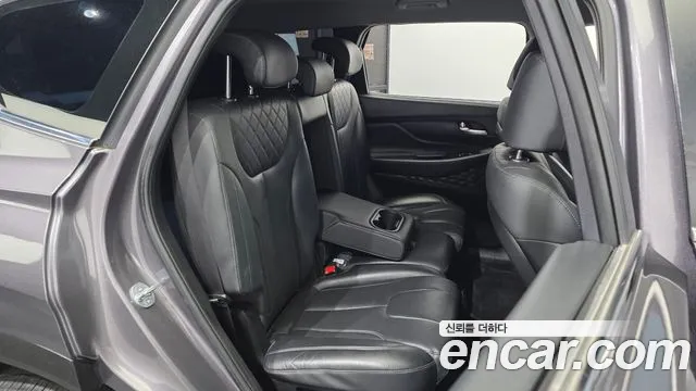 Hyundai Santafe — Фото автомобиля 26