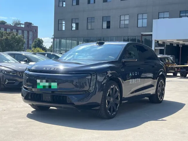 Фотография автомобиля — Audi E7X