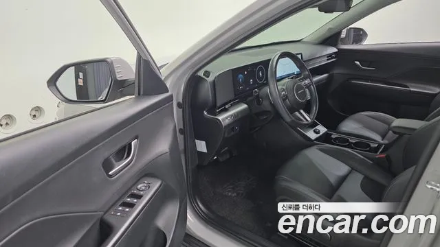 Hyundai Kona Kona (SX2) Бензин 1.6 турбо 2WD — Фото автомобиля 11