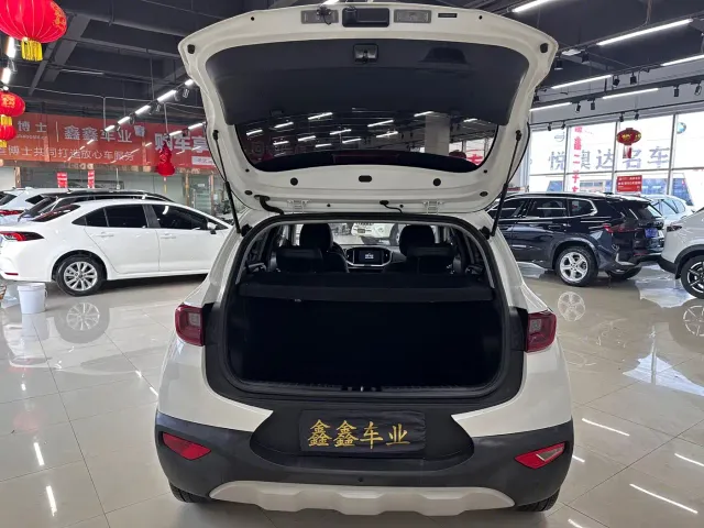 Kia KX1 — Фото автомобиля 11