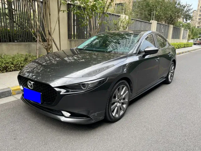 Фотография автомобиля — Mazda Axela