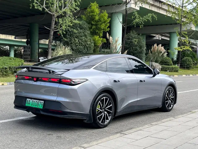 Arcfox Alpha S5 — Фото автомобиля 28