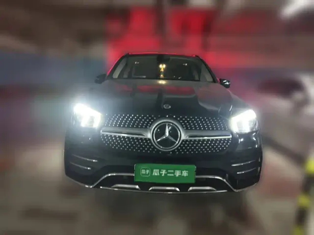 Mercedes-Benz GLE-Class — Фото автомобиля 2