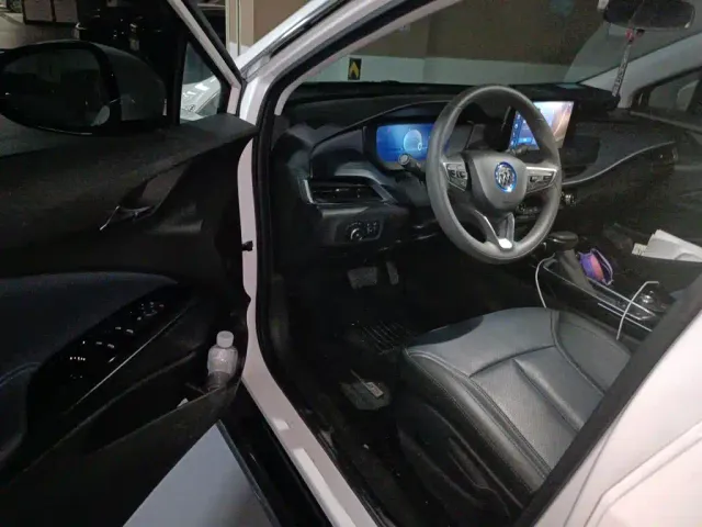 Buick Velite 6 — Фото автомобиля 17