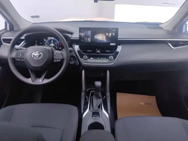 Toyota Corolla Cross — Фото автомобиля 12