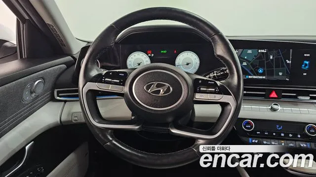Hyundai Avante CN7 — Фото автомобиля 13