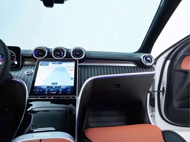 Mercedes-Benz C-Class — Фото автомобиля 24