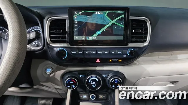 Hyundai Venue Venue 1.6 Modern Plus — Фото автомобиля 15