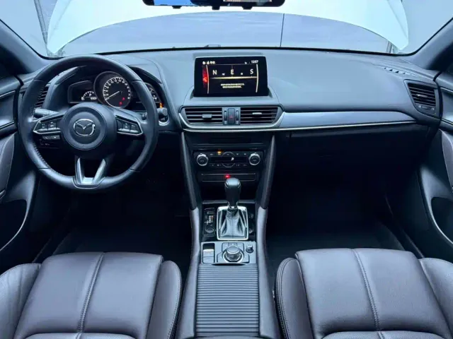 Mazda CX-4 — Фото автомобиля 20