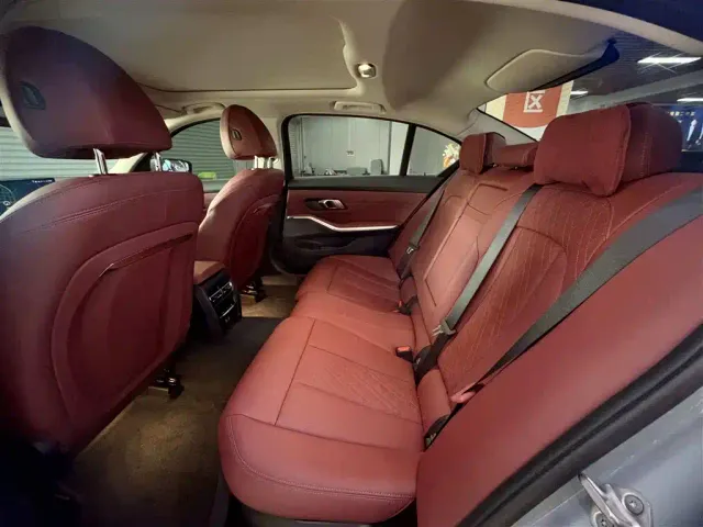 BMW 3 Series — Фото автомобиля 13