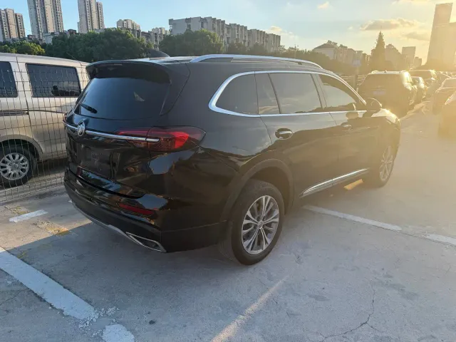 Buick Envision Plus — Фото автомобиля 11
