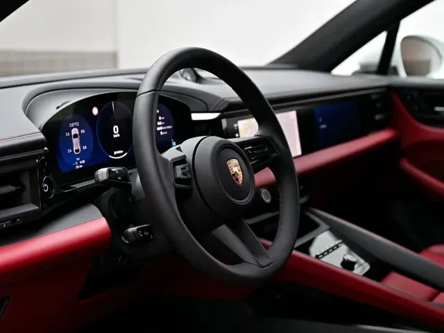 Porsche Macan EV — Фото автомобиля 8