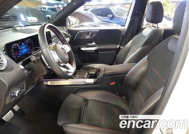 Mercedes-Benz GLB-Class — Фото автомобиля 10