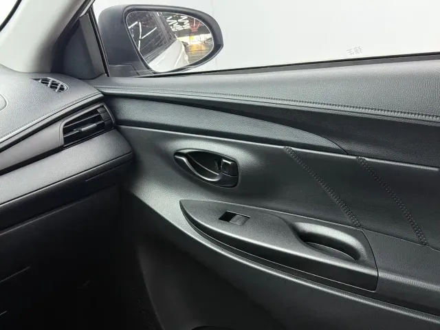 Toyota YARiS L Zhi Xuan — Фото автомобиля 11