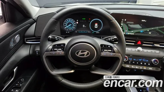 Hyundai Avante — Фото автомобиля 18