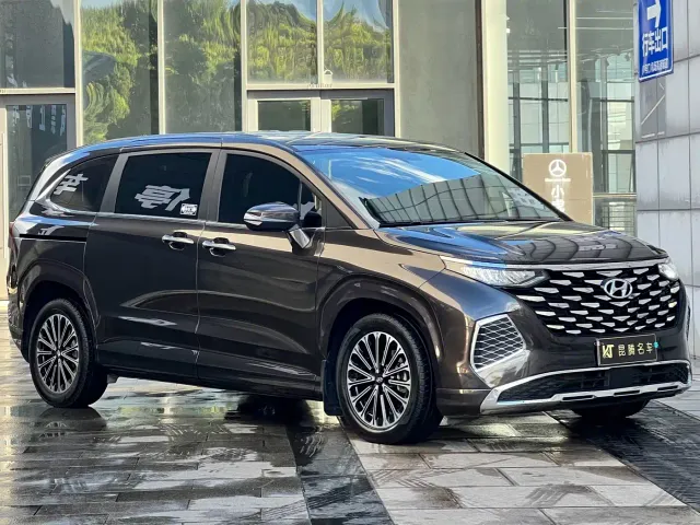 Hyundai Custo — Фото автомобиля 3