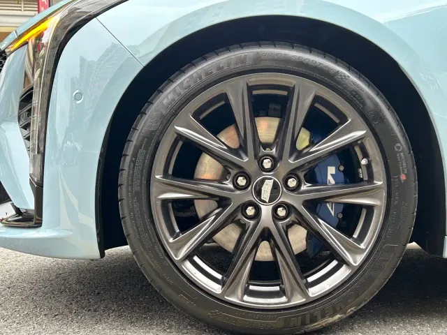 Cadillac CT5 — Фото автомобиля 26