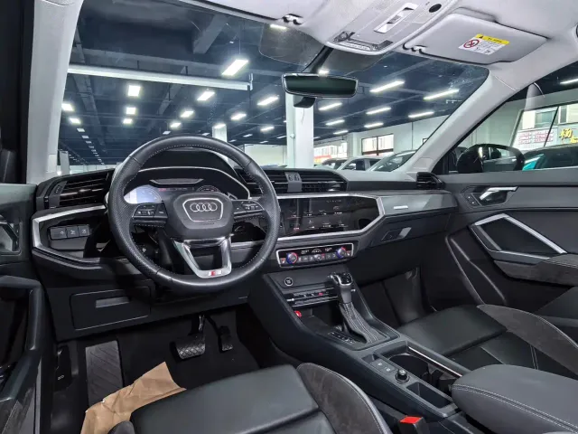 Audi Q3 Sportback — Фото автомобиля 13
