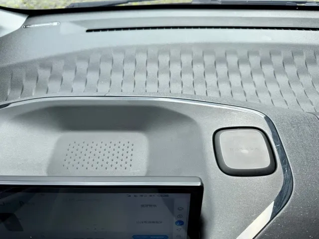Baojun KiWi EV — Фото автомобиля 25