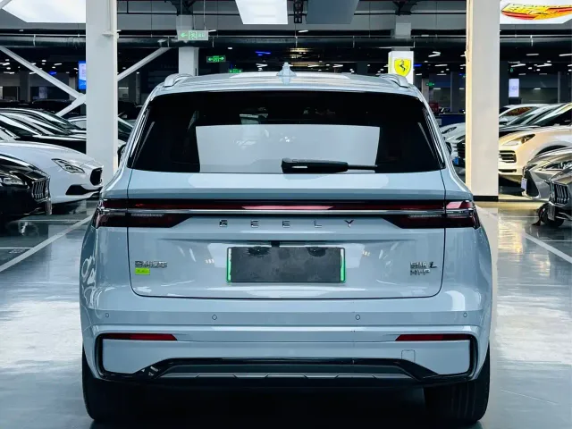 Geely Xingyue L — Фото автомобиля 14