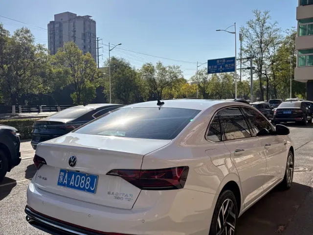 Volkswagen Sagitar — Фото автомобиля 4