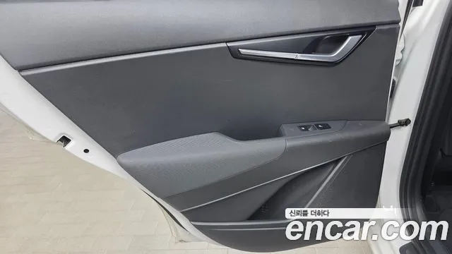 Kia Niro The All New Niro Signature — Фото автомобиля 25