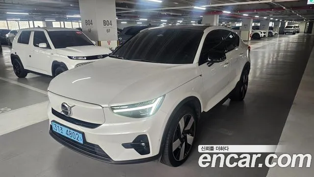 Volvo C40 Recharge — Фото автомобиля 5