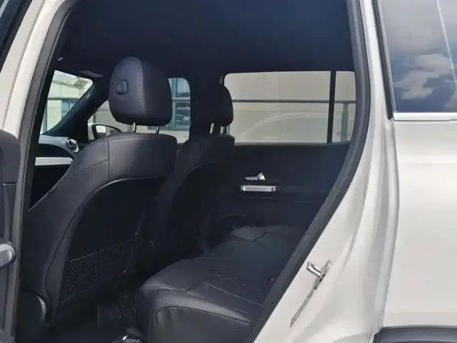 Mercedes-Benz GLB-Class — Фото автомобиля 9