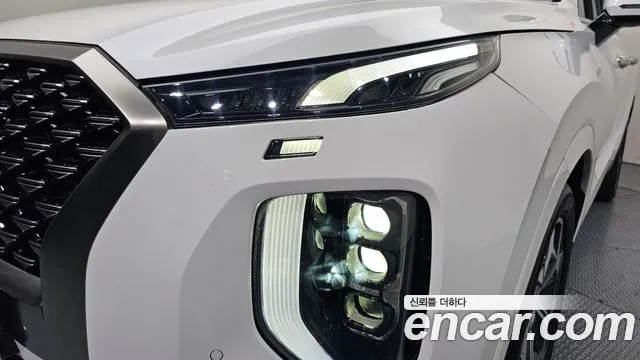 Hyundai Palisade Palisade Дизель 2.2 2WD — Фото автомобиля 20