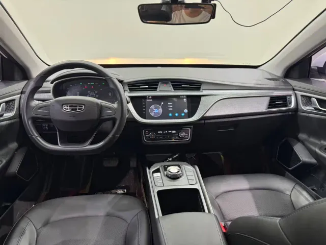Geely Emgrand — Фото автомобиля 8